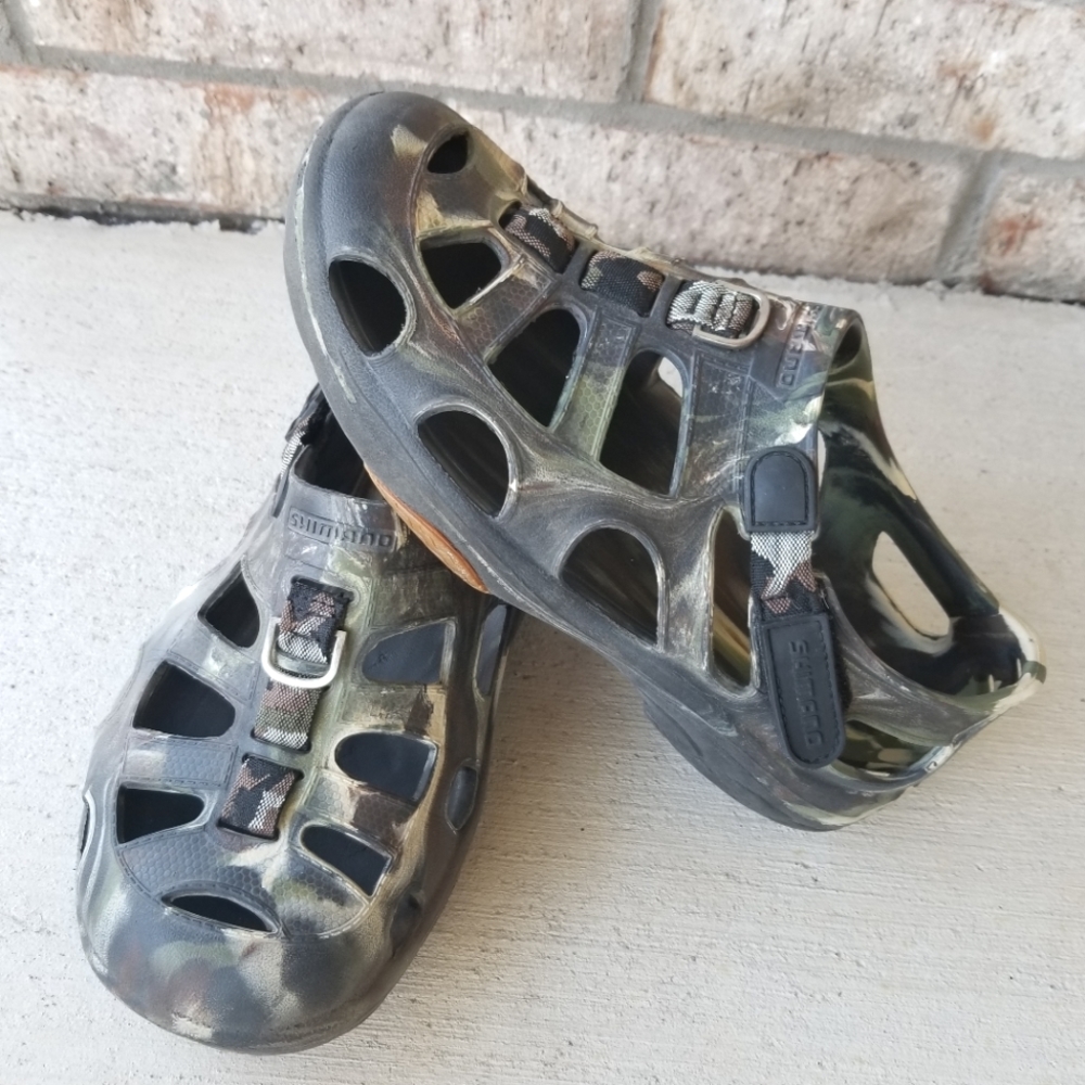 Shimano Evair Camo Fishing Shoes Size EU 40 (US M 7/W 9)